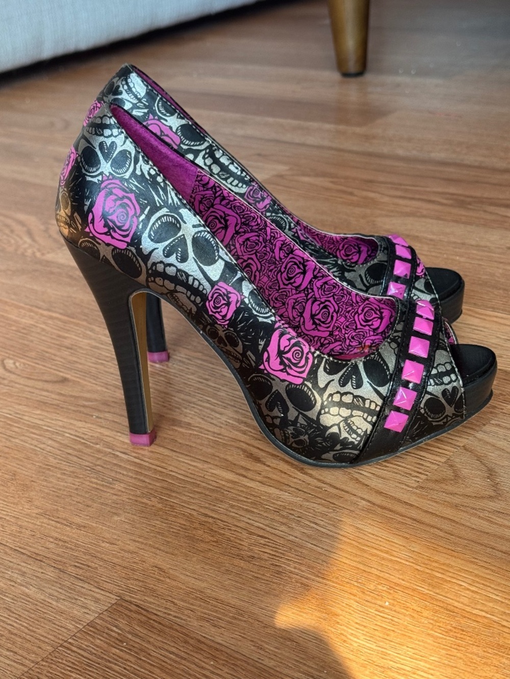 Skull & Rose Heels